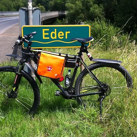 Bavaria Wirtshaus - & Отель Франкенберг