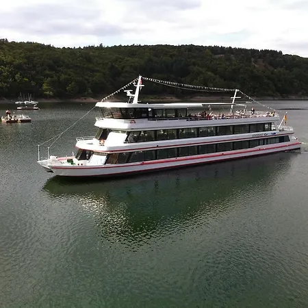 Bavaria Wirtshaus - & Отель Франкенберг